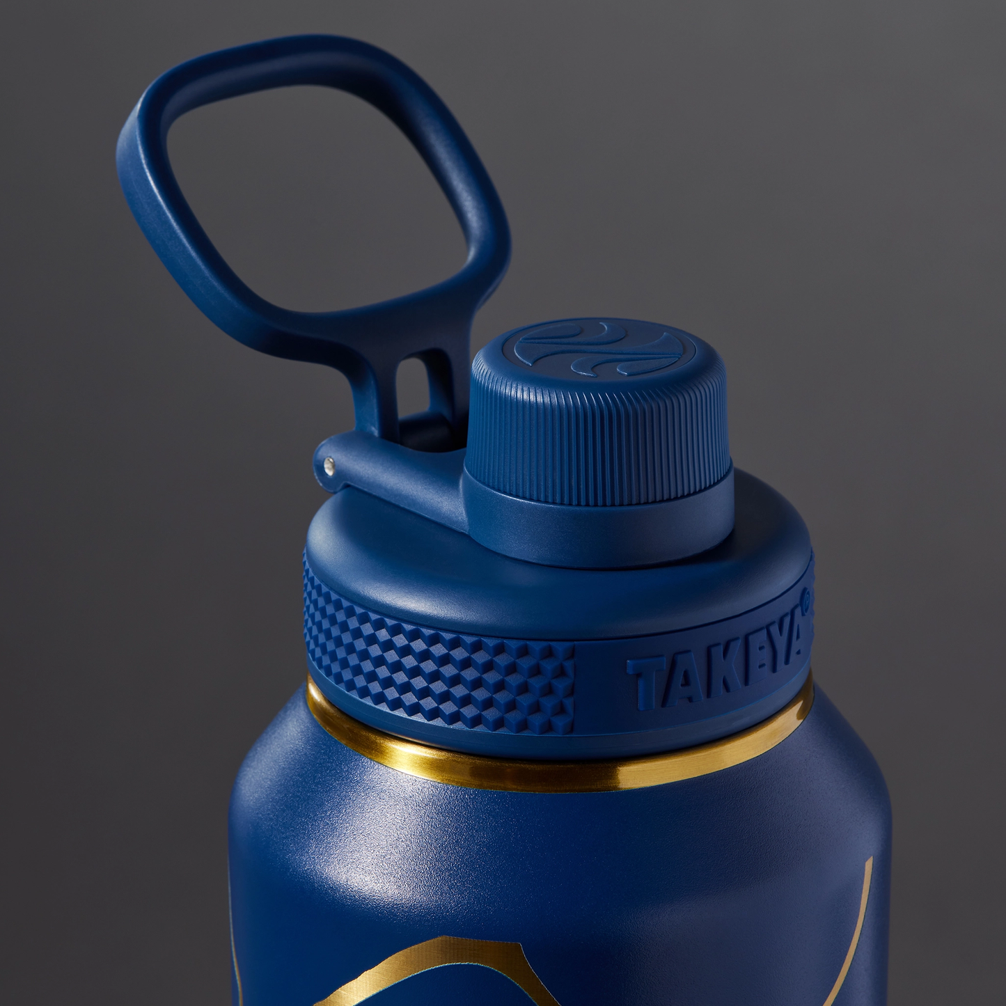 kintsugi-water-bottle-with-spout-lid-y5 51390-TK_HO25_Kintsugi_Takeya9266.png