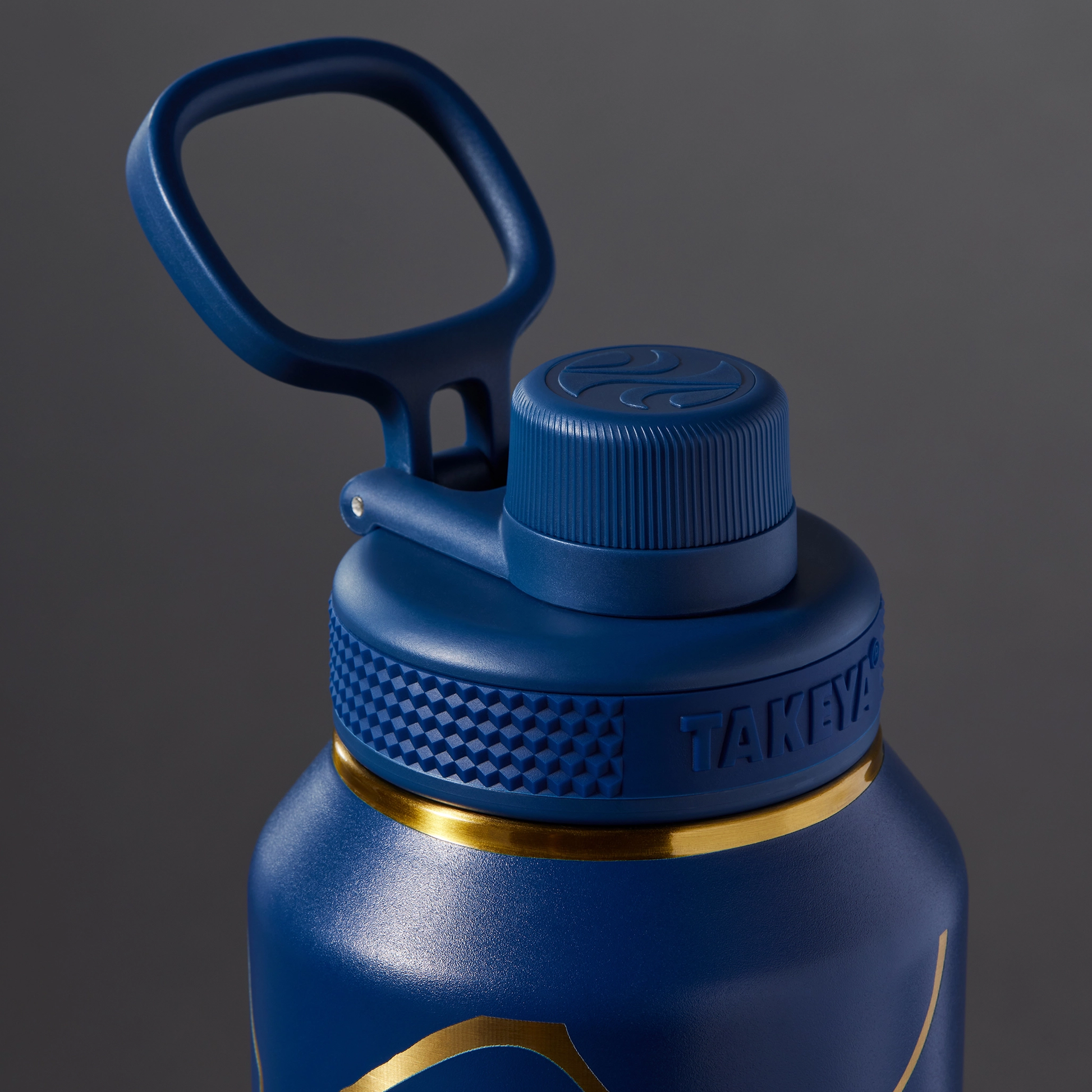 kintsugi-water-bottle-with-spout-lid-y5 51390-TK_HO25_Kintsugi_Takeya9266.png